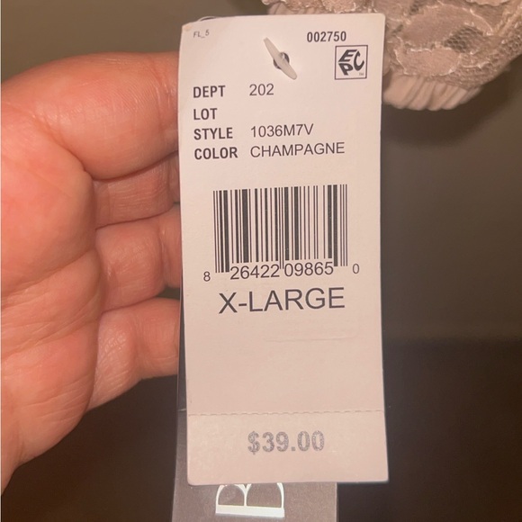 Adjustable blouse - Picture 3 of 5